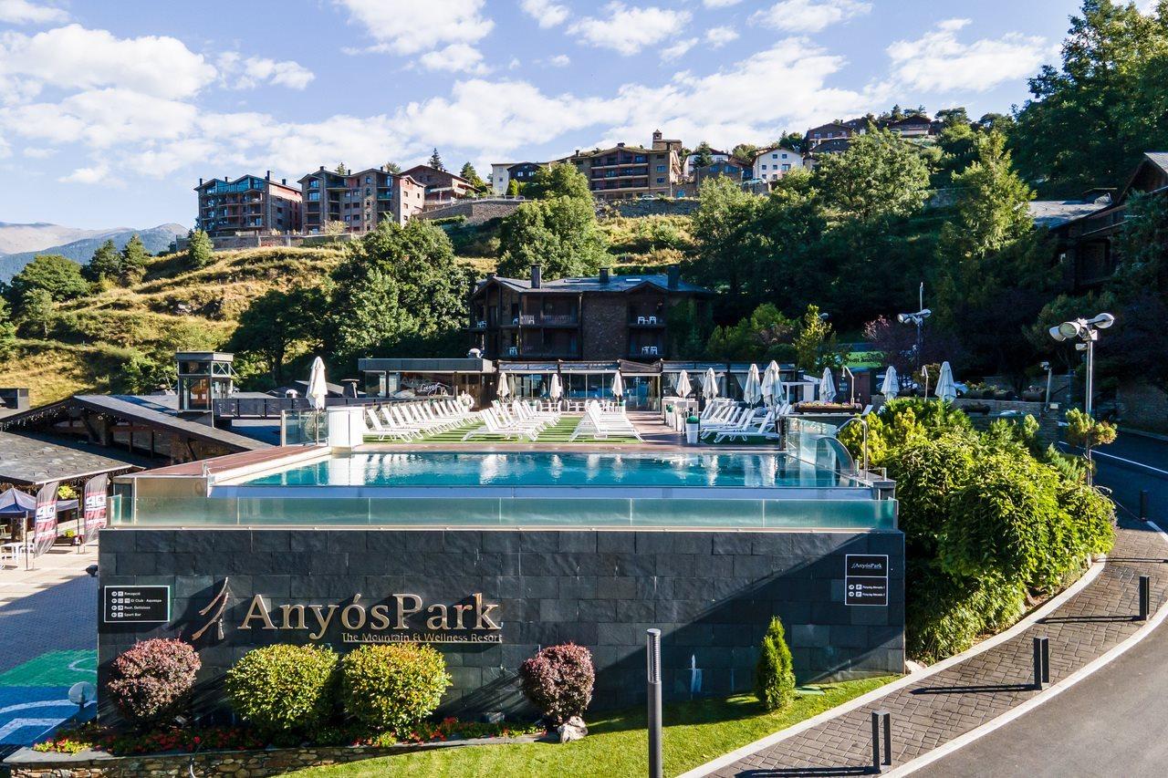 Aparthotel Anyospark Mountain & Wellness Resort La Massana Exterior photo